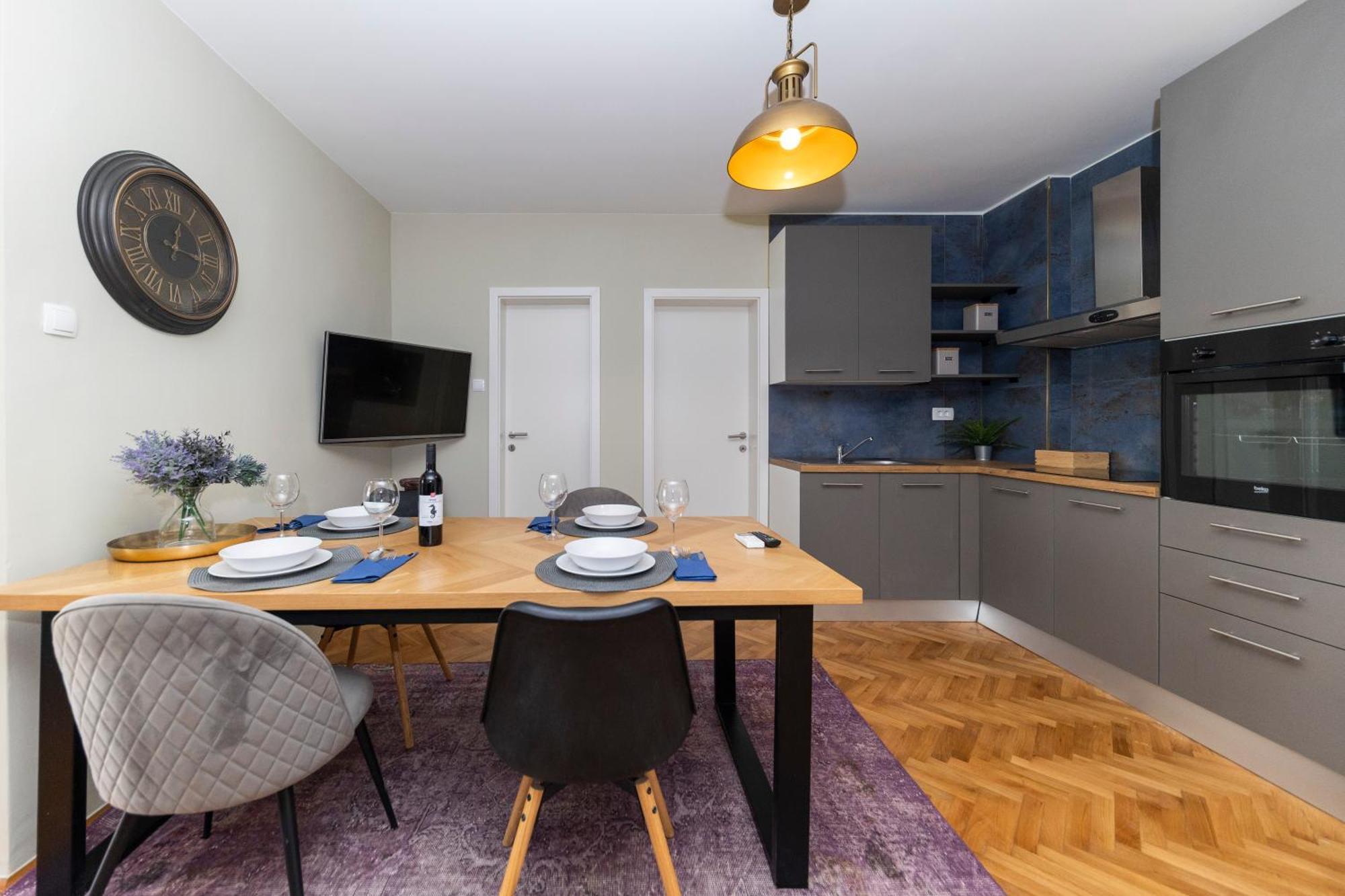Anabella Ii Apartment